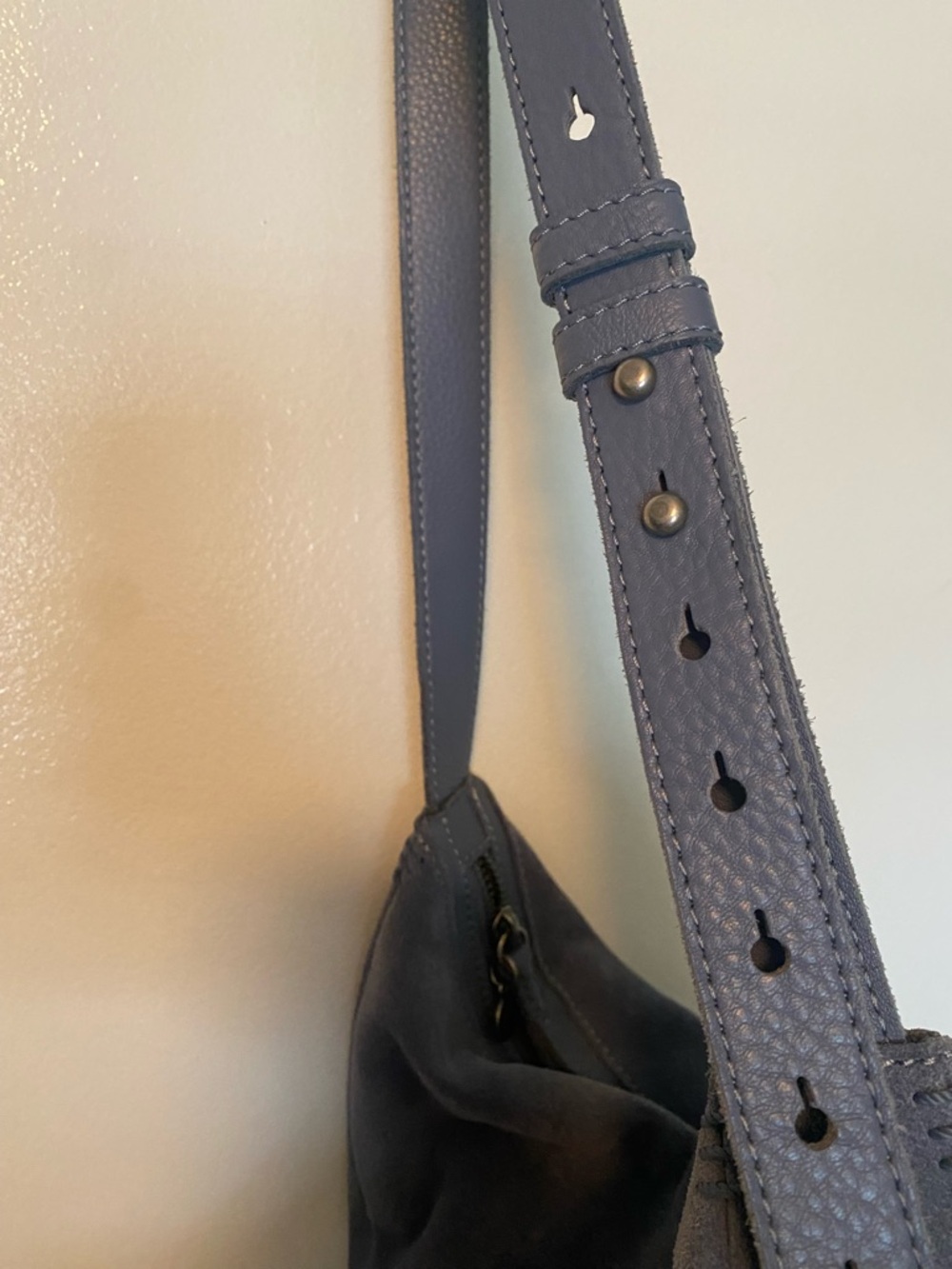 The Sak Suede Tess Large - Picture 3 of 4